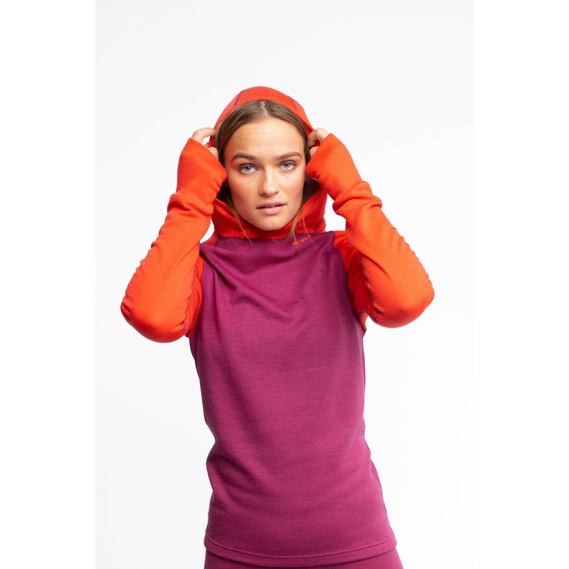 Women's Expedition Merino 235 Hoodie - Image 3