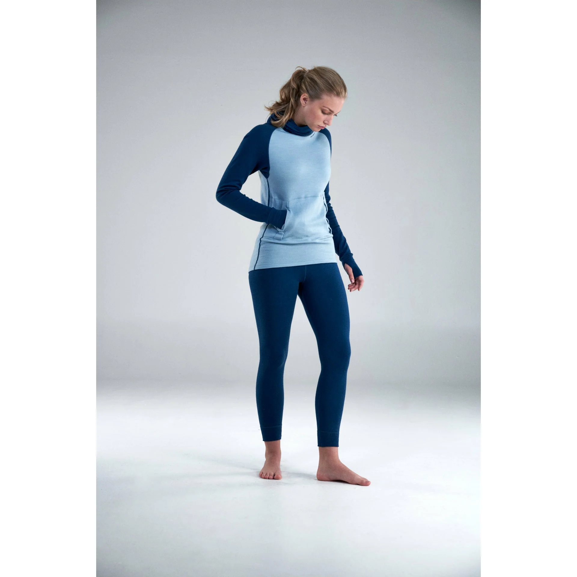 Women's Expedition Merino 235 Hoodie - Image 9