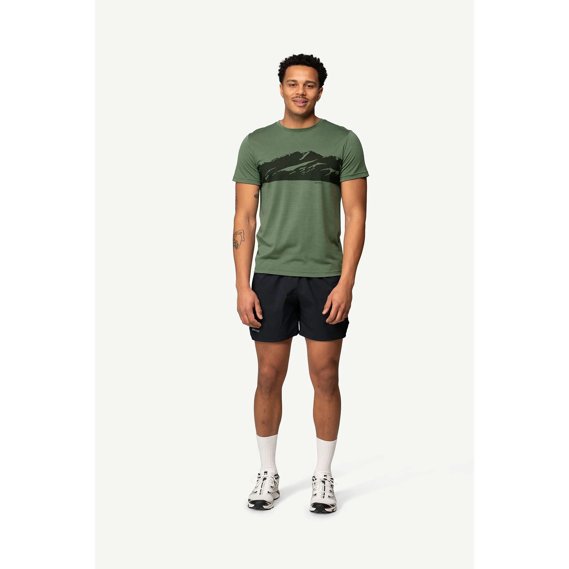 Men's Classic View Merino T-Shirt - Image 6