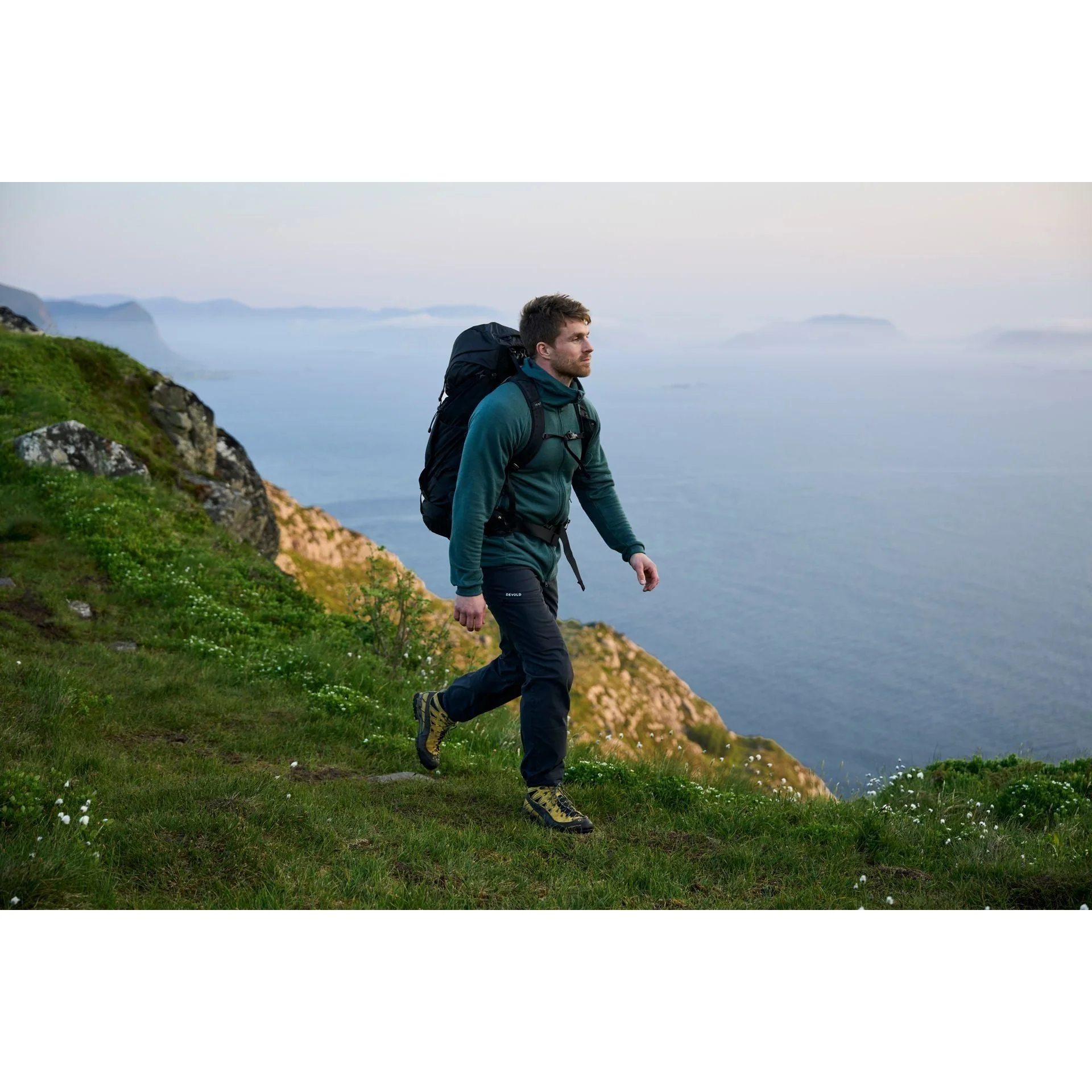 Men's Nibba Merino Jacket W/Hood - Image 9