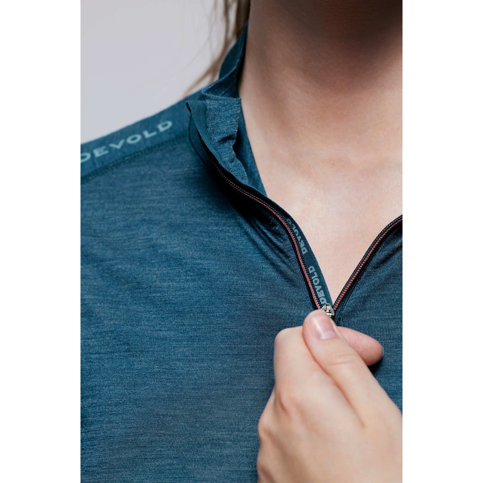 Women's Running Merino Zip Neck - Image 5