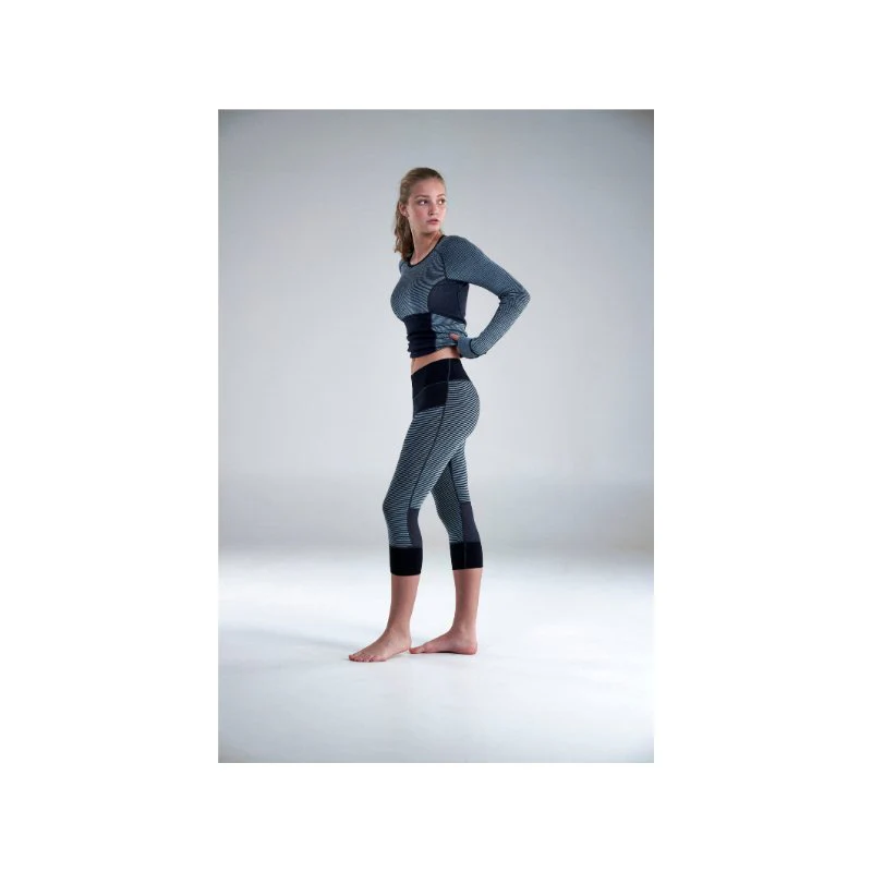 Women's Tuvegga Merino 3/4 Leggings - Image 3