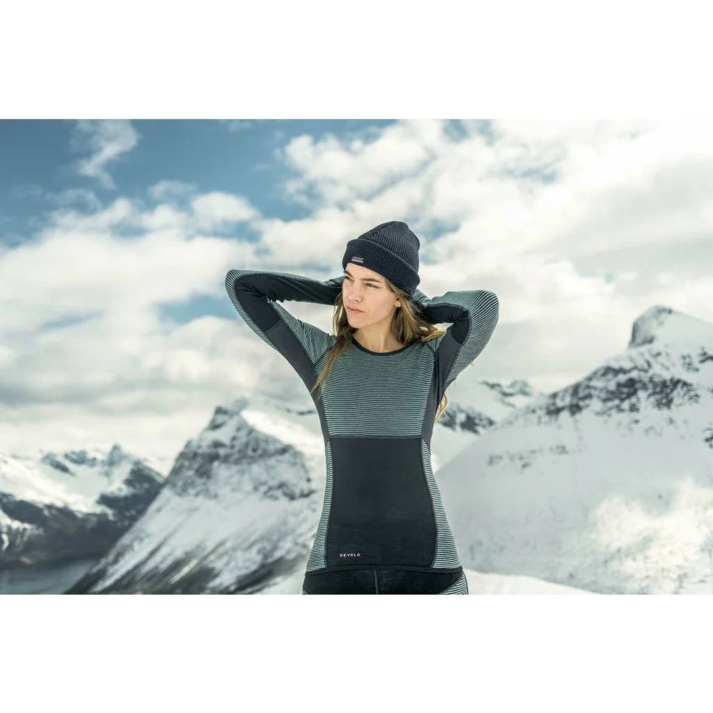 Women's Tuvegga Merino Shirt - Image 17